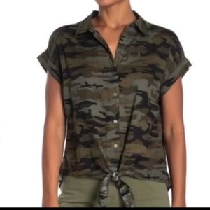 Sanctuary Green Camo Button Down Shirt Womens M Tie-Front 100% Cotton